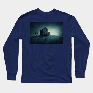 haunted house in the ghost land Long Sleeve T-Shirt